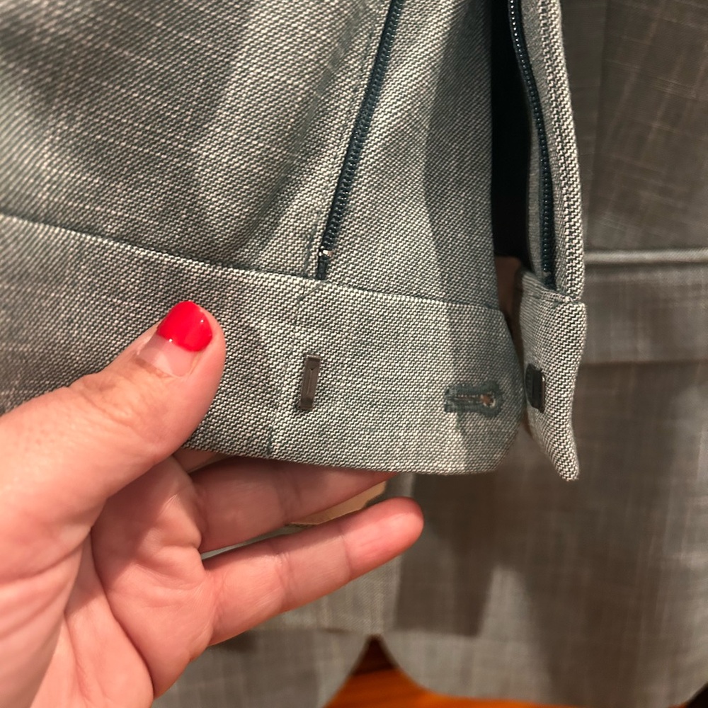 Ann Taylor Green Suit - Picture 8 of 9